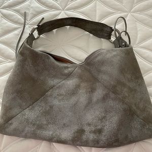 Hobo shoulder bag
